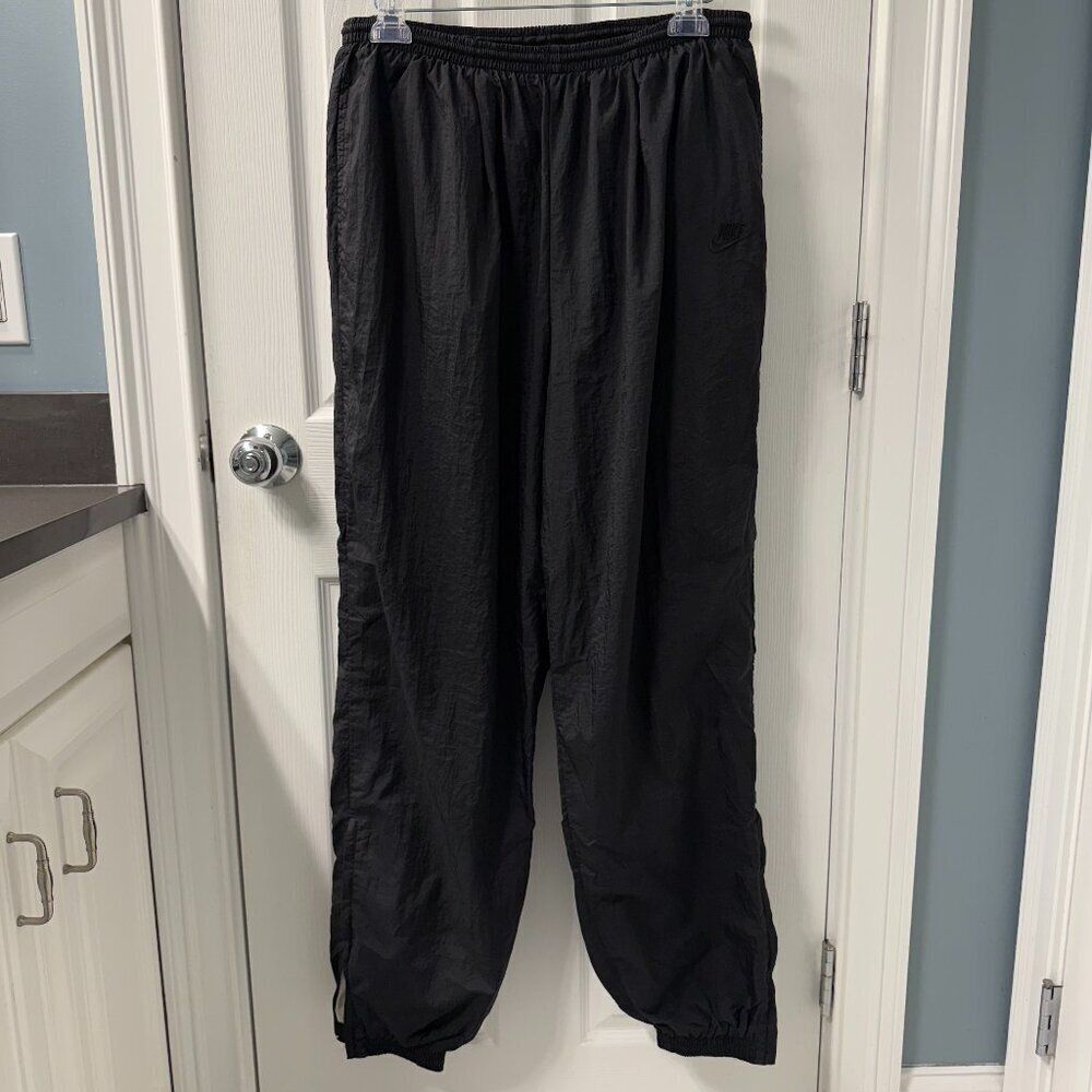 Vintage Nike RARE Black on Black Swoosh Windbreaker Nylon Track Pants Size XL